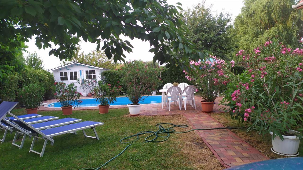 Leander Apartman Balatonlelle Luaran gambar