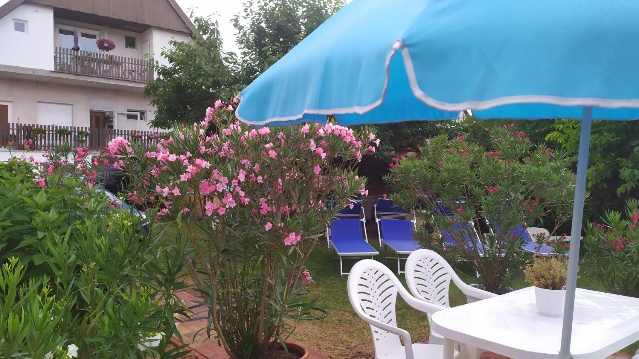 Leander Apartman Balatonlelle Luaran gambar