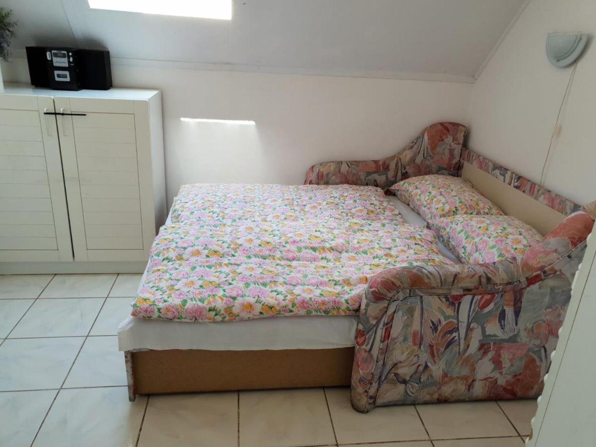 Leander Apartman Balatonlelle Luaran gambar
